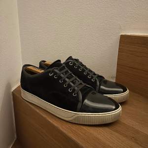 Nyskick Lanvin skor (DBB1), sällsynt färg (grå)! Vid frågor eller fler bilder, pm! Fri frakt denna vecka!🤝