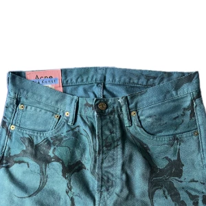 Acne blå konst  - Byxor från acne studios blå konst  