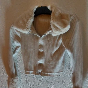 White crop top  - Medium white crop top very comfy and warm 