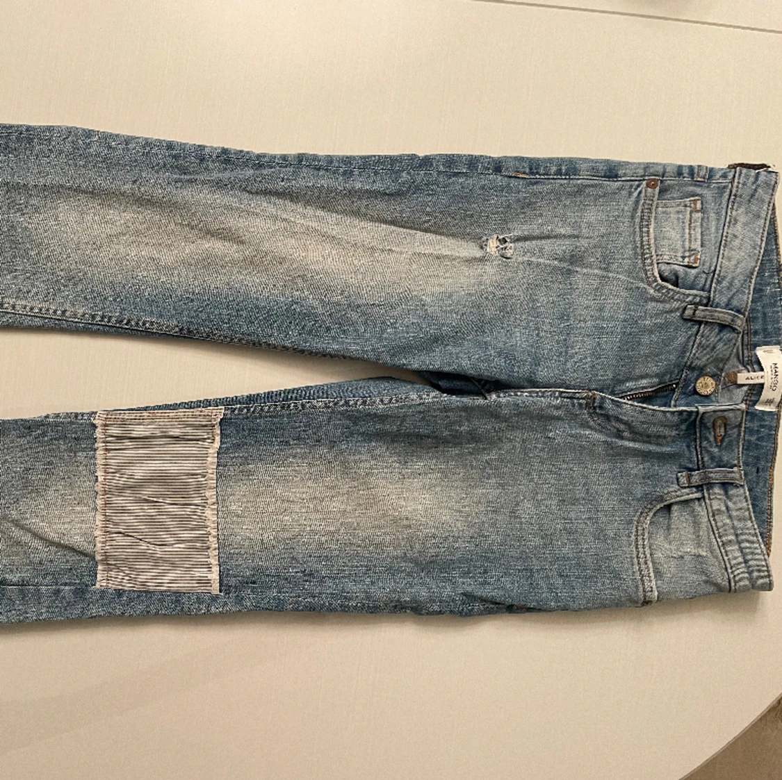 Raka jeans med lappning  - 90