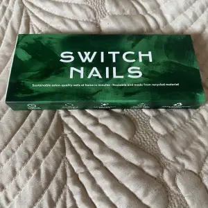 Säljer ett helt oanvända switch nails  (Verkligen super fina! Och man kan återvända de)🥰 ❤️(orginal pris 249kr)