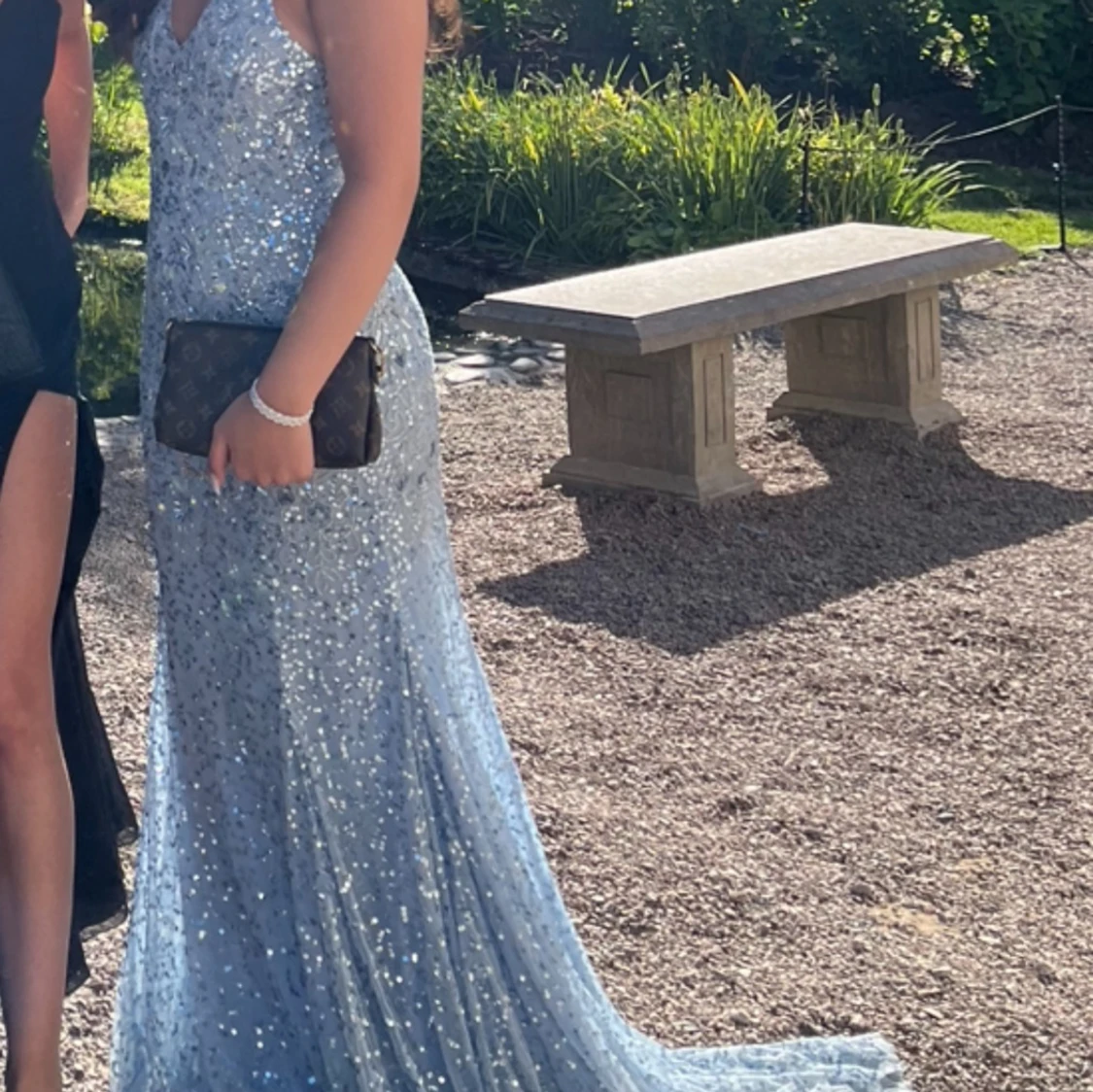 Ljusblå/silvrig balklänning - 92