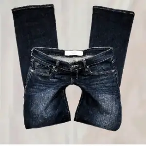 Jättefina bootcut jeans från abercrombe & fitch 💞💞💞 
