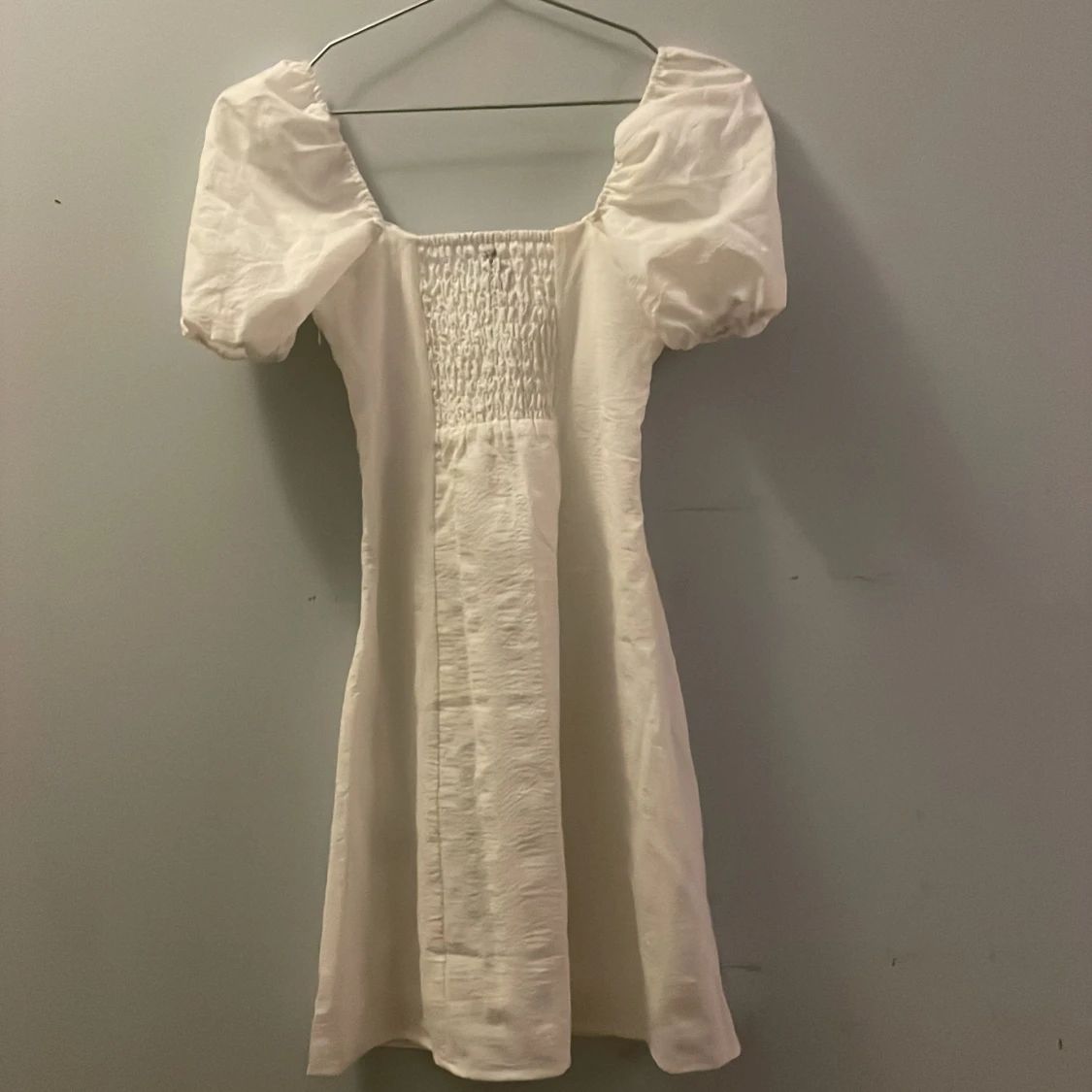 Vit klänning från H&M - 90