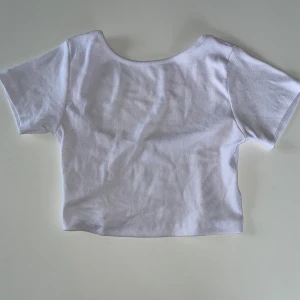 Topp öppen rygg - Topp med öppen ryg storlek S aldrig använd 🌷🌸