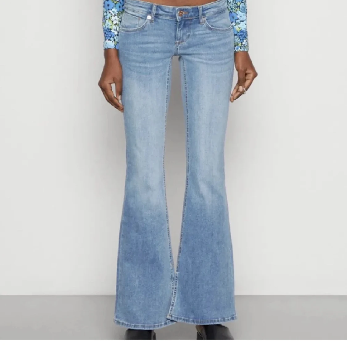 Only jeans - 93