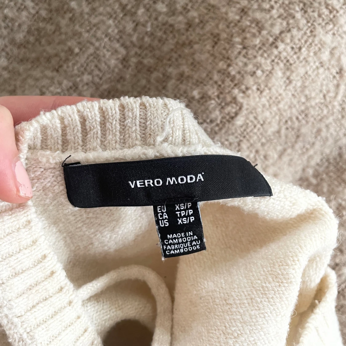 Stickad tröja  - 91