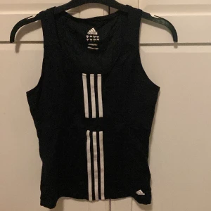 Tränings linne - Tränings linne från adidas