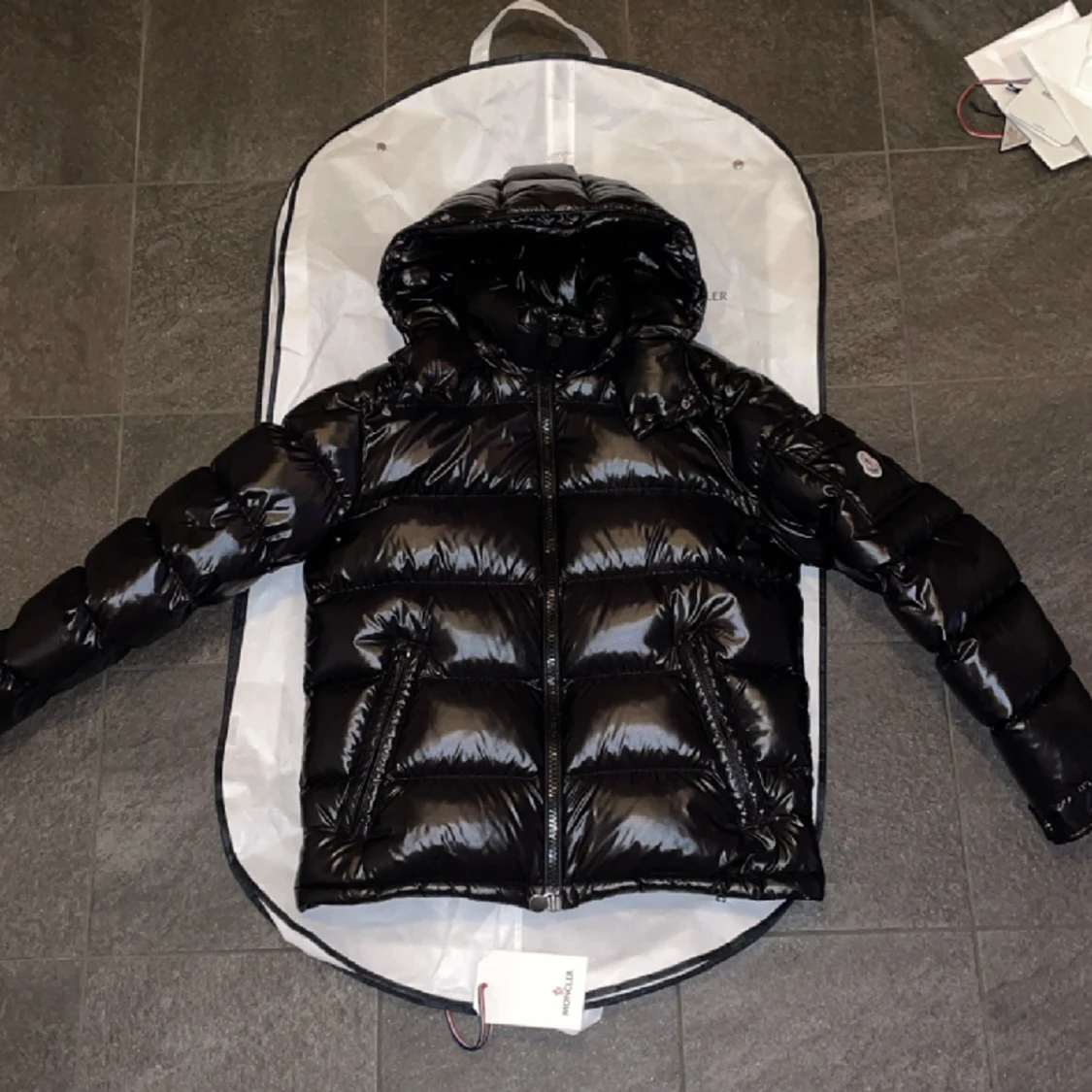 Svart Moncler Maya, size 2