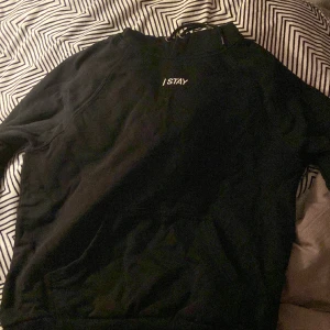 Hoodie - En svart hoodie 