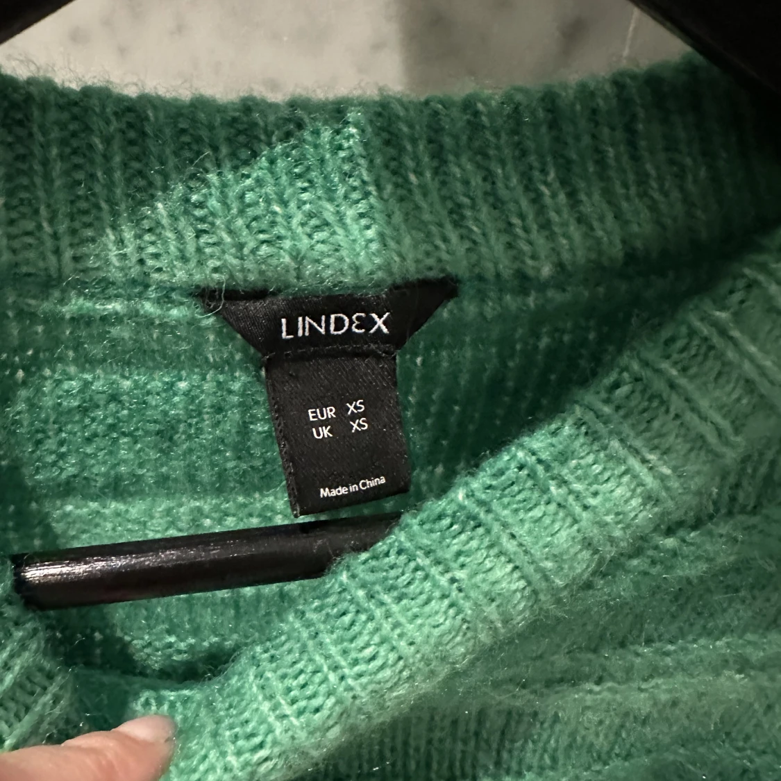 Gröna stickad med ballongärm - 90