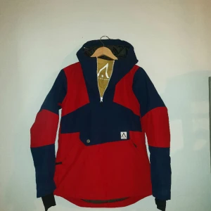 Skidjacka Dam - Skidjacka från Wearcolour använd ett fåtal gånger. Stl X-small