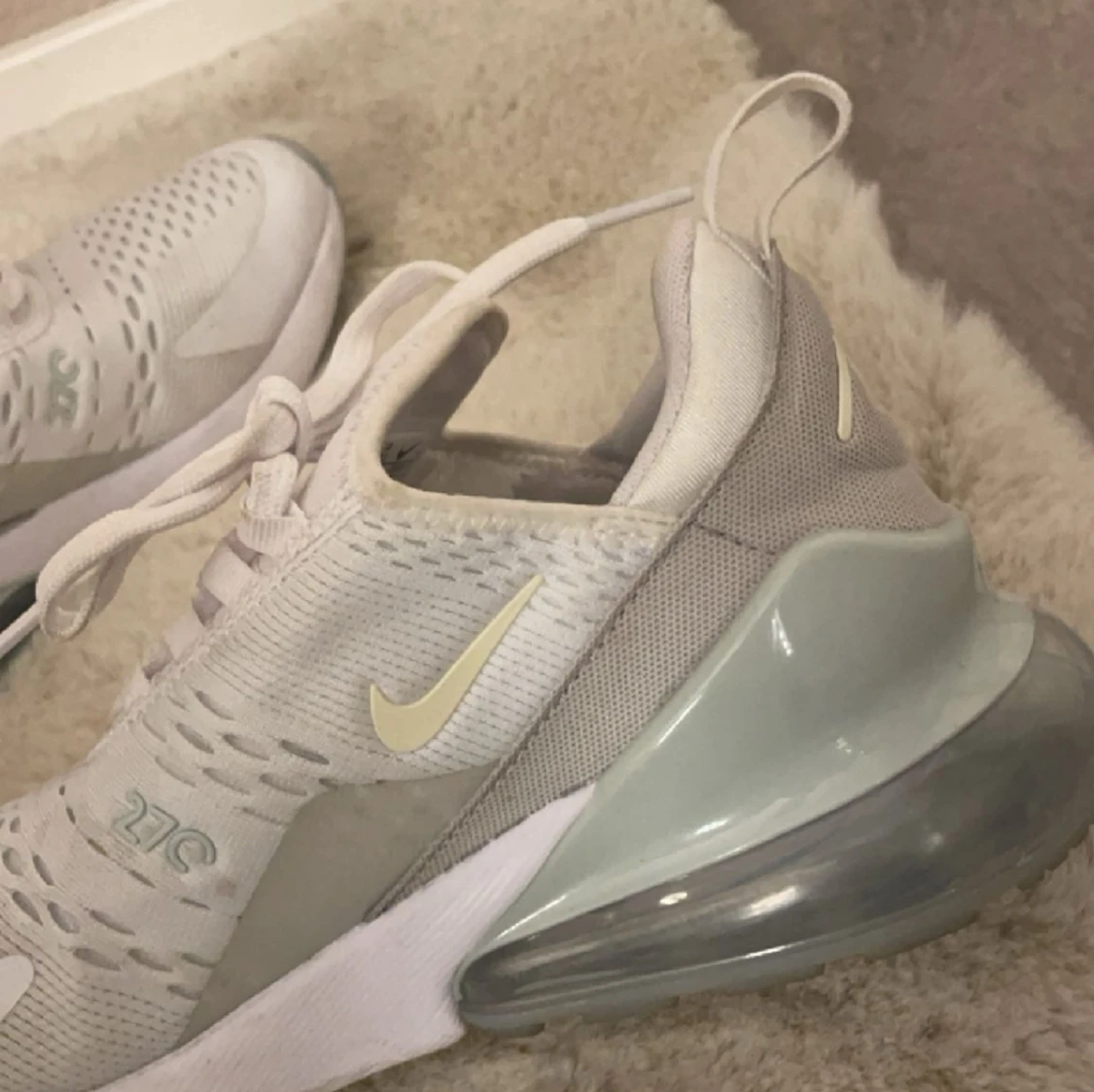 Nike Air Max 270 - 28