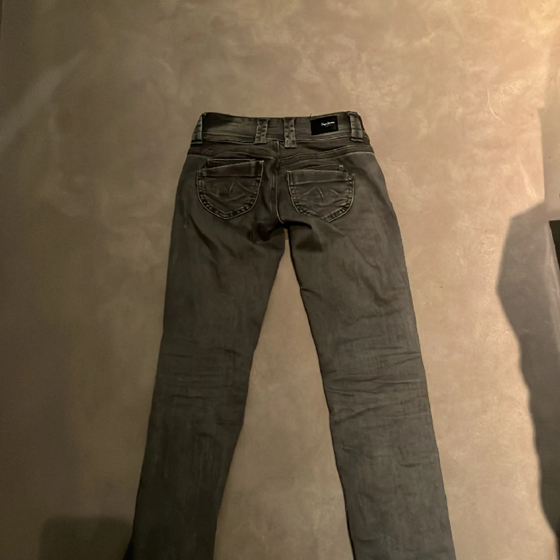 Pepe jeans gråa - 91