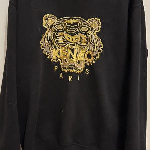 Kenzo - Knappast använd storlek M/L