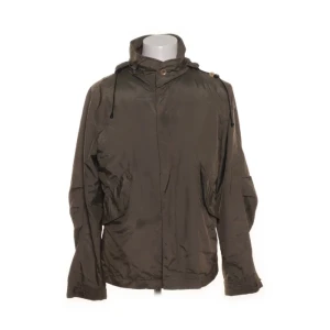 Filippa K jacka - Fet olivgrön jacka från filippa K  Skick 8/10  Nypris ≈ 1800 