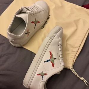 Arigato skor - Endast använda ett fåtal gånger i somras men dem är en aning för små tyvärr!🤎