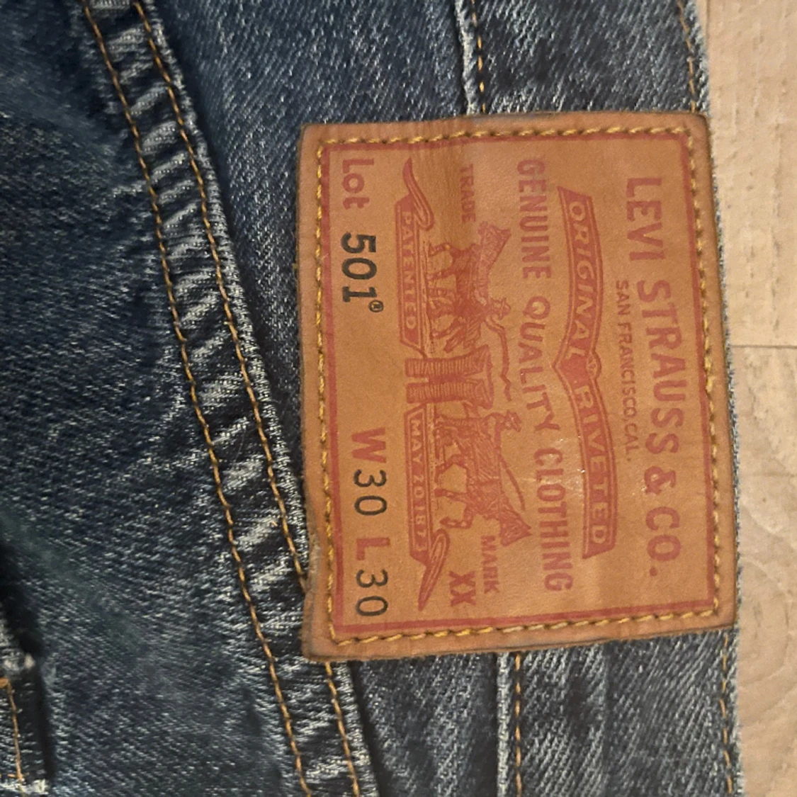 Levis 501 mörk blå - 90
