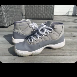 Jorden 11 - Dom är äkta har kvitto, kan gå ner i pris vid snabb affär