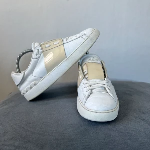 Valentino - Valentino