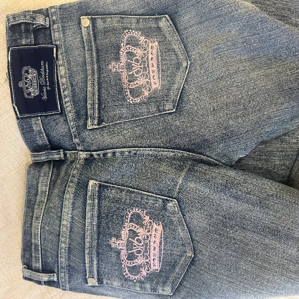 Vintage lågmidje jeans från Rock & Republic i samarbete med Victoria Beckham. Jeans & Byxor.
