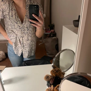 Fin blus - Blå aktif