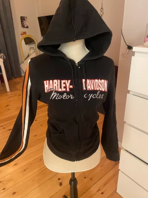 Harley Davidsson Hoodie - Superfin Harley hoodie. 