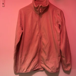 Flis  - Använd ganska många gånger men ser ut som helt ny