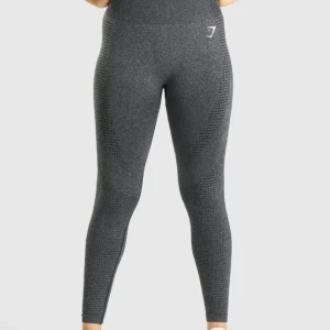 Gymshark tights - Helt oanvända, köpte precis andra så har ej använt dessa ifrån Gymshark💘