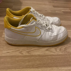 Nike air forse 1 - Storlek 44 helt nya 