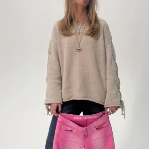 Eftertraktad stickad tröja - Intressekoll på min stickade tröja liknande 4o1 sthlms (på första bilden) men i grön/blå❤️ Öppen för prisförslag och köp nu❤️ 