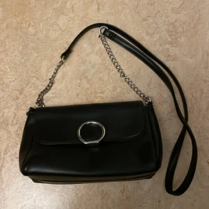 Väska - Handväska i bra skick 