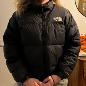 North face jacket. Used but in good condition. Size L.