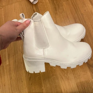 Boots - Boots från SHEIN, aldrig använda 