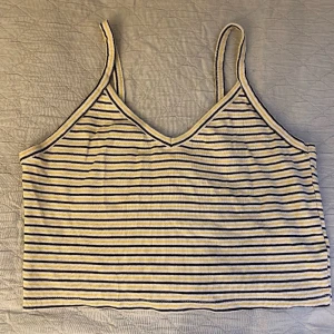 Linne - Linne från monki, nypris ca 100kr