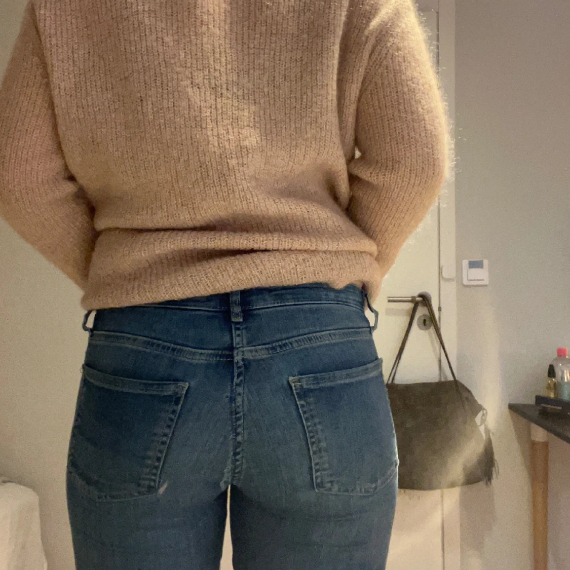 Slutsålda zara byxor 