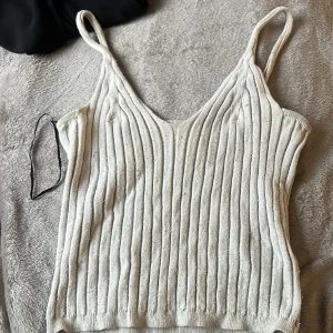 Snyggt linne  - Skit skönt grått linne, jätte najs på sommaren! 