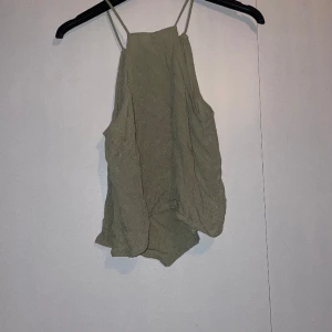 Linne/topp - Använd typ 5 gånger