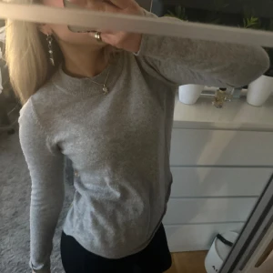 Stickad tröja 💕 - Superbra skick!