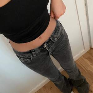 Lågmidjade bootcut jeans❤️ 