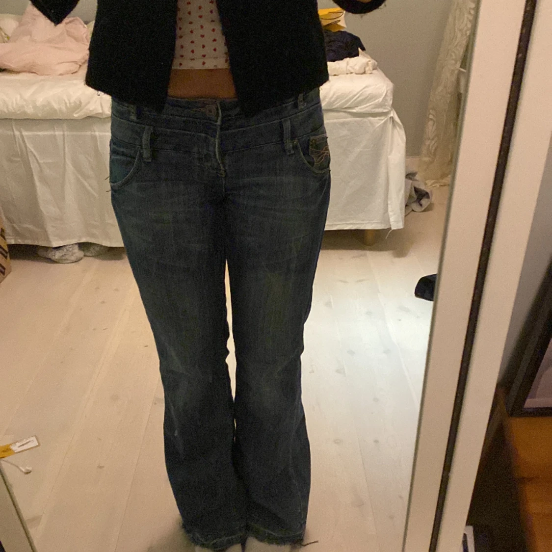 Lågmidjade bootcut jeans