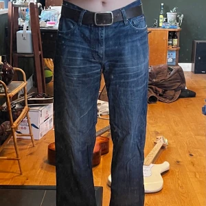 Lee cooper jeans - St : 33/34 Passar mig som är 178 bra i längden Köpare betalar frakt