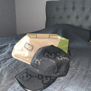 Gucci jumbo keps - Fin Gucci jumbo keps Låda och tags ingår Aldrig använd  Mycket fin