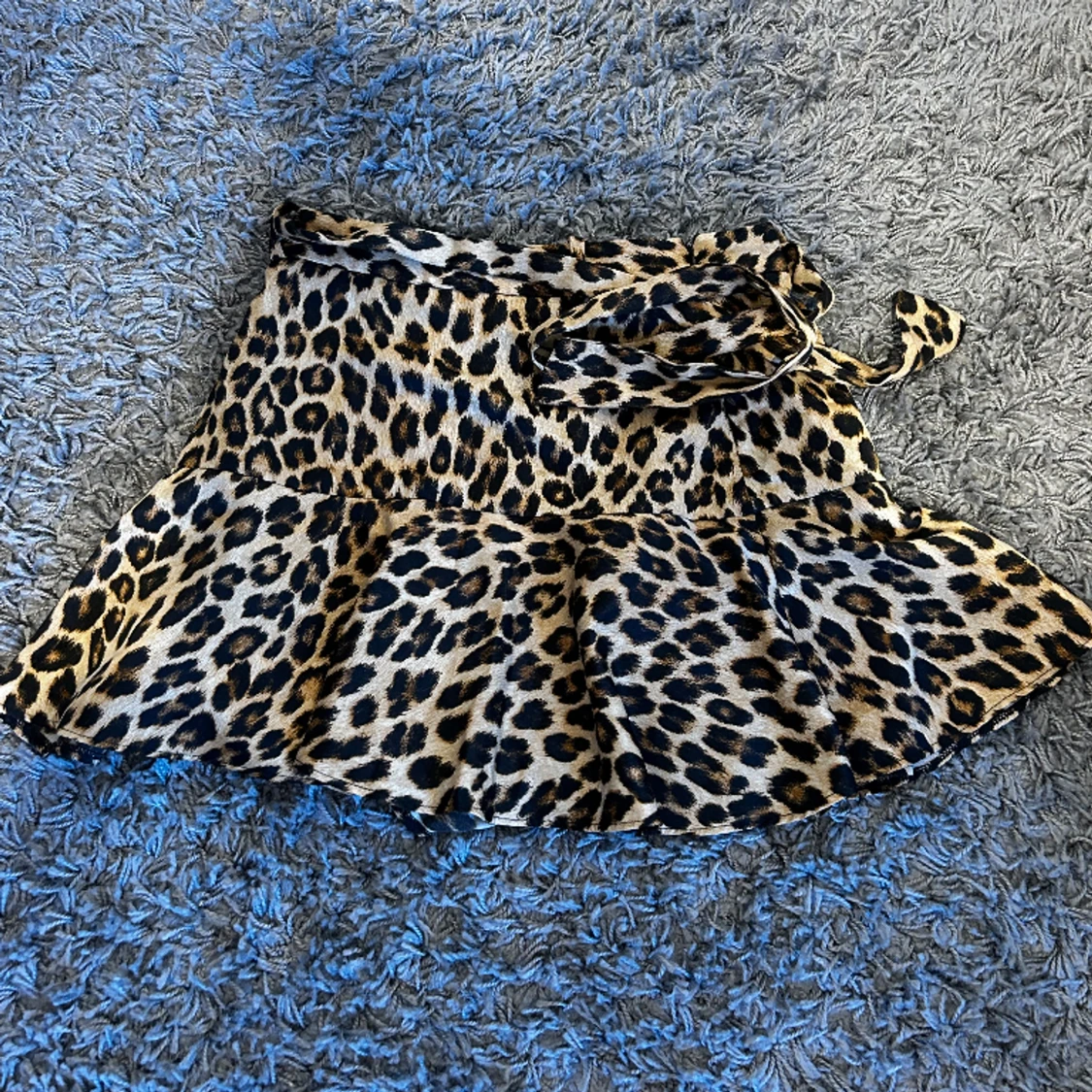 SHORTS/KJOL