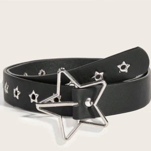 svart stjärn skärp - super fint! aldrig använt 🤍