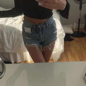Jeans shorts  - Helt nya jeans shorts från zara🩷storlek 32 
