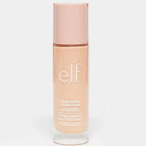 Elf Halo Glow  - Säljer min Elf Halo Glow foundation då jag råkade köpa fel färg! Den är oanvänd med plasten fortfarande på. Det är färg 0,5 Fair. Skriv privat för mer info eller bilder