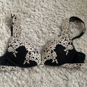 Intimissimi bh - Svart Intimissimi bh