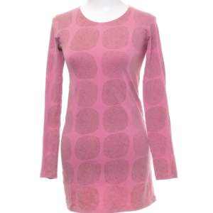 En rosa marimekko klänning, storlek XS. Fint skick