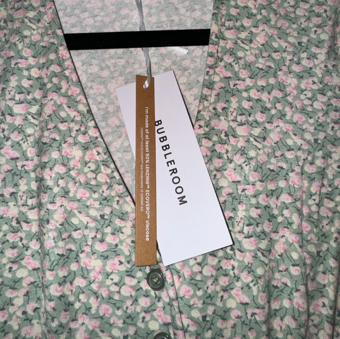 Blommig klänning - 91